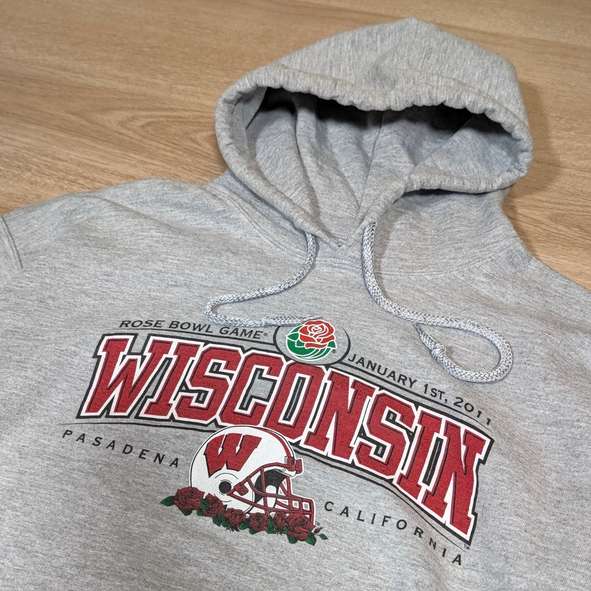 Vintage Wisconsin Rose Bowl 2011 Sweater